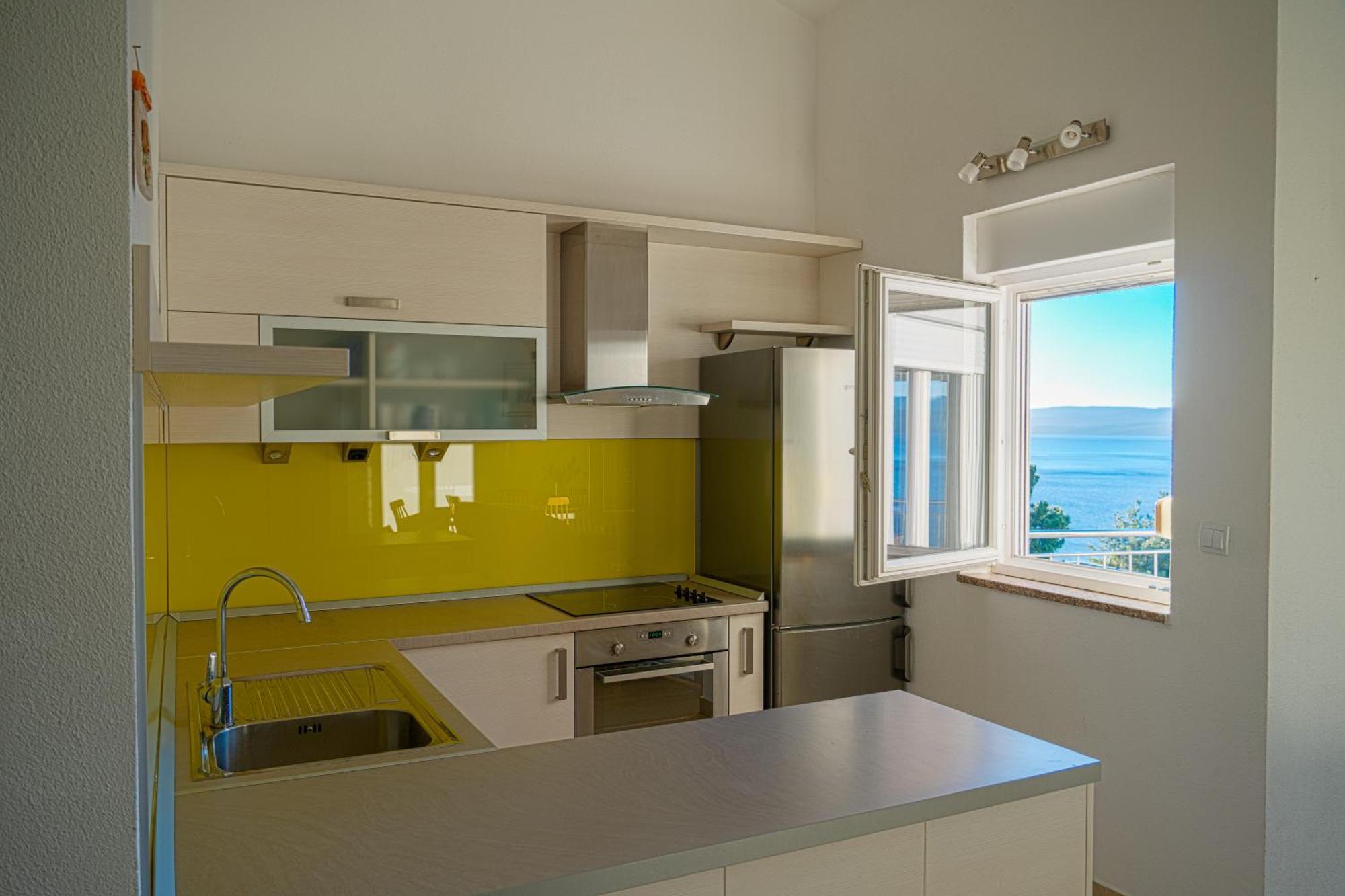 אומיס Apartments Sara & Nina מראה חיצוני תמונה